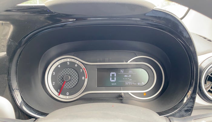 2022 Hyundai GRAND I10 NIOS SPORTZ AMT 1.2 KAPPA VTVT, Petrol, Automatic, 32,948 km, Odometer Image