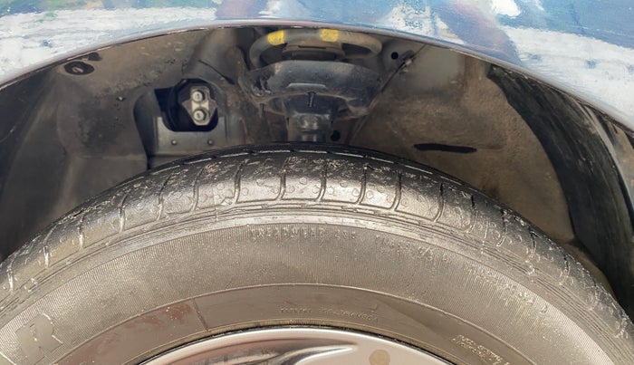 2022 Hyundai GRAND I10 NIOS SPORTZ AMT 1.2 KAPPA VTVT, Petrol, Automatic, 32,948 km, Left Front Tyre Tread