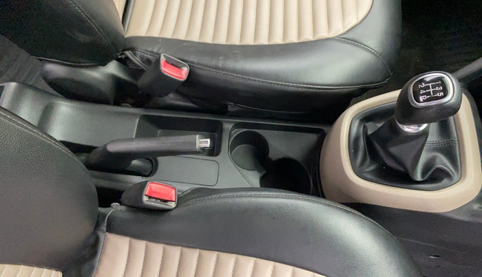 2018 Hyundai Grand i10 SPORTZ 1.2 KAPPA VTVT, Petrol, Manual, 63,450 km, Gear Lever