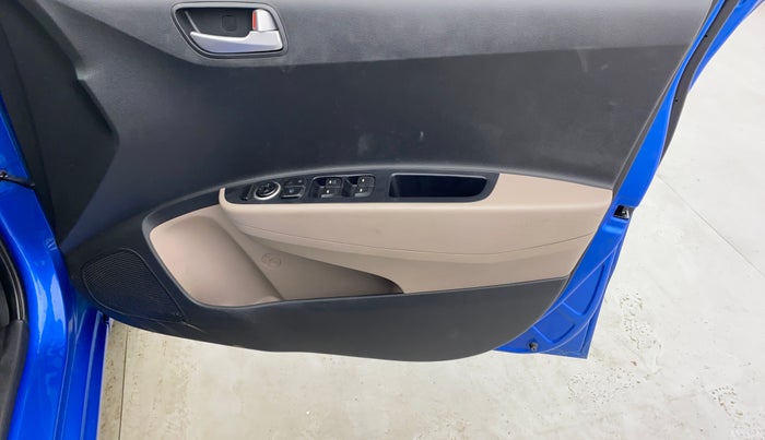 2018 Hyundai Grand i10 SPORTZ 1.2 KAPPA VTVT, Petrol, Manual, 63,450 km, Driver Side Door Panels Control