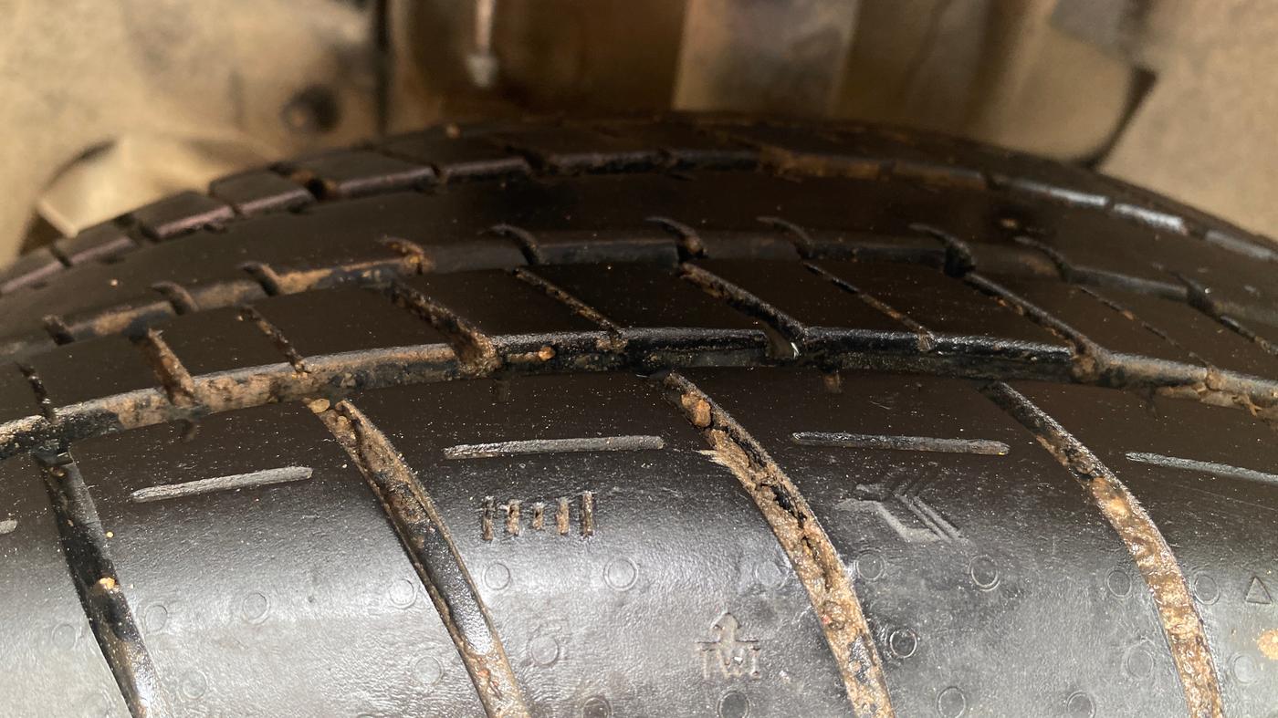 2017 Tata Tiago XT PETROL, Petrol, Manual, 74,764 km, Left Front Tyre Tread