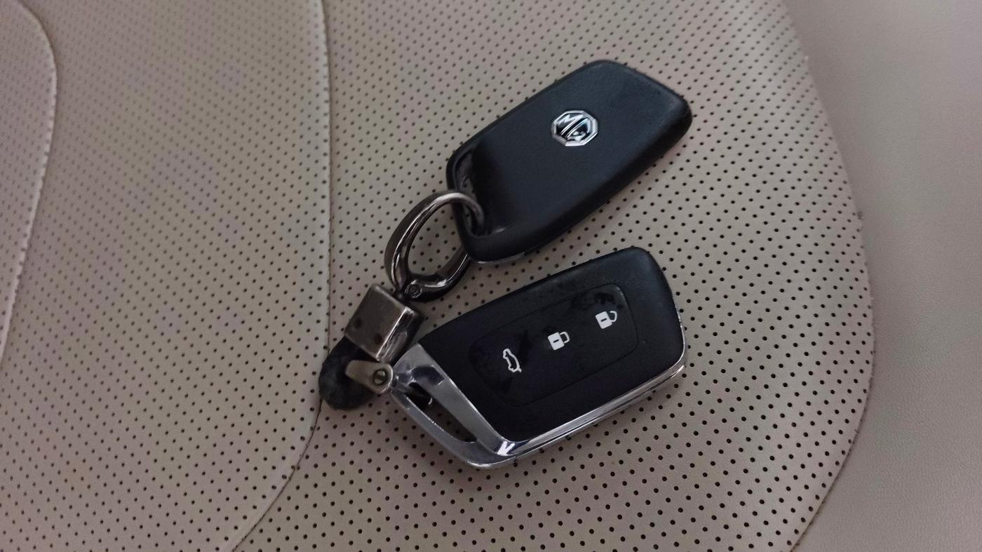2021 MG HECTOR SHARP 1.5 PETROL CVT, Petrol, Automatic, 55,715 km, Key Close Up