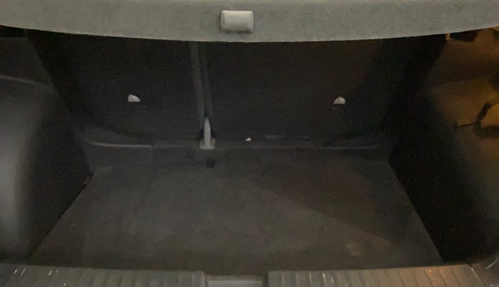 2022 Skoda KUSHAQ STYLE 1.5L TSI MT, Petrol, Manual, 85,413 km, Boot Inside