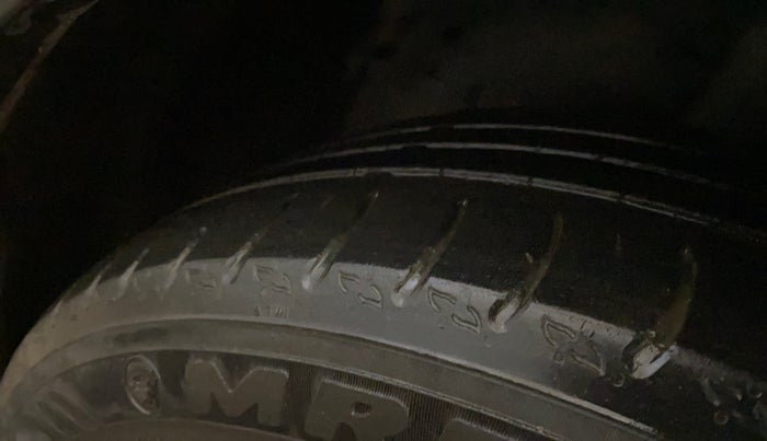 2022 Skoda KUSHAQ STYLE 1.5L TSI MT, Petrol, Manual, 85,413 km, Left Front Tyre Tread