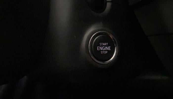 2022 Skoda KUSHAQ STYLE 1.5L TSI MT, Petrol, Manual, 85,413 km, Keyless Start/ Stop Button