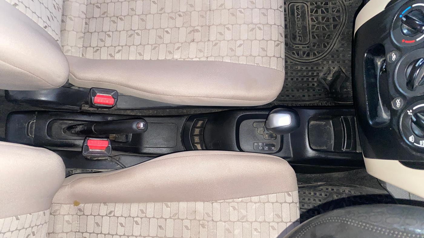 2018 Maruti Wagon R 1.0 VXI AMT, Petrol, Automatic, 48,105 km, Gear Lever