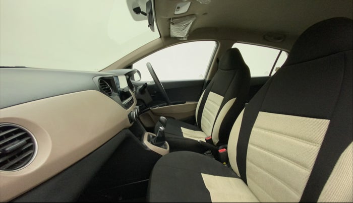 2015 Hyundai Grand i10 SPORTZ 1.2 KAPPA VTVT, Petrol, Manual, 50,576 km, Right Side Front Door Cabin