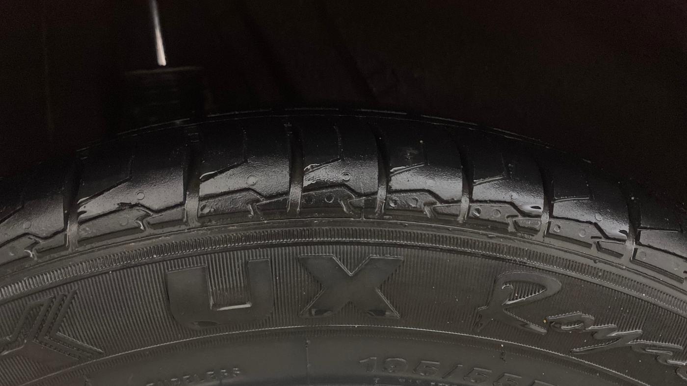 2019 Hyundai Verna 1.6 CRDI SX (O) AT, Diesel, Automatic, 96,750 km, Right Rear Tyre Tread