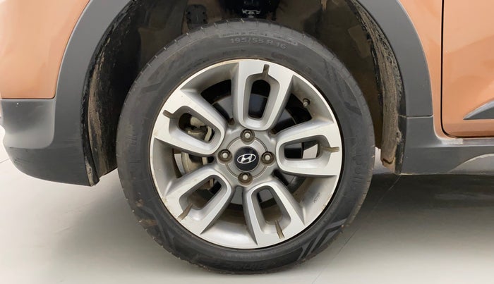 2015 Hyundai i20 Active 1.2 SX, Petrol, Manual, 33,704 km, Left Front Wheel