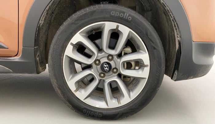 2015 Hyundai i20 Active 1.2 SX, Petrol, Manual, 33,704 km, Right Front Wheel