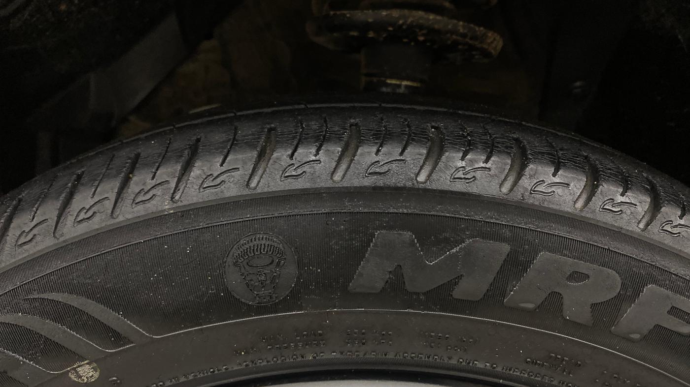 2022 Maruti Vitara Brezza VXI, Petrol, Manual, 75,618 km, Left Front Tyre Tread