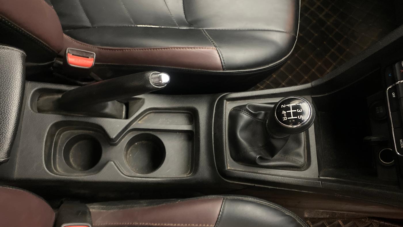 2022 Maruti Vitara Brezza VXI, Petrol, Manual, 75,618 km, Gear Lever