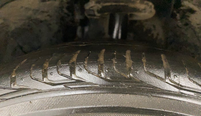 2019 Tata NEXON XZ PLUS DIESEL, Diesel, Manual, 1,10,186 km, Left Front Tyre Tread