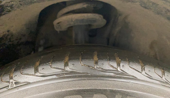 2019 Tata NEXON XZ PLUS DIESEL, Diesel, Manual, 1,10,186 km, Right Front Tyre Tread