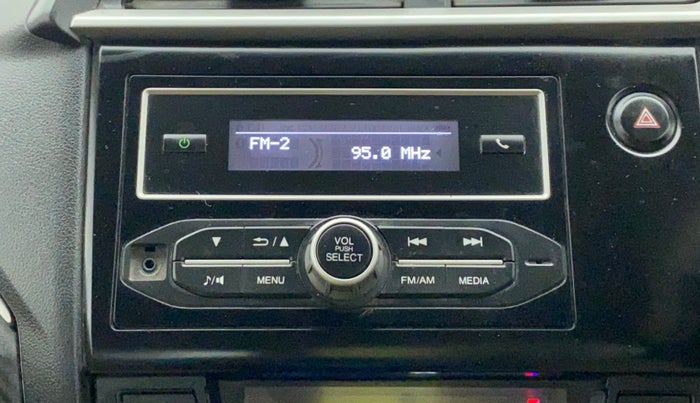 2018 Honda Brio S(O) MT, Petrol, Manual, 80,001 km, Infotainment System