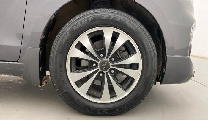 2018 Maruti Ertiga VDI SHVS, Diesel, Manual, 91,112 km, Right Front Wheel