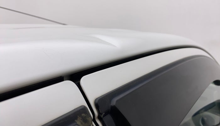 2017 Maruti Celerio ZXI AMT, CNG, Automatic, 97,403 km, Right B pillar - Slightly dented