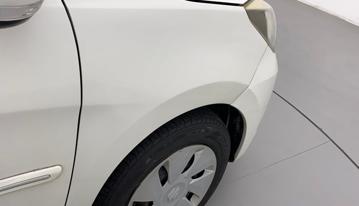 2017 Maruti Celerio ZXI AMT, CNG, Automatic, 97,403 km, Right fender - Slightly dented