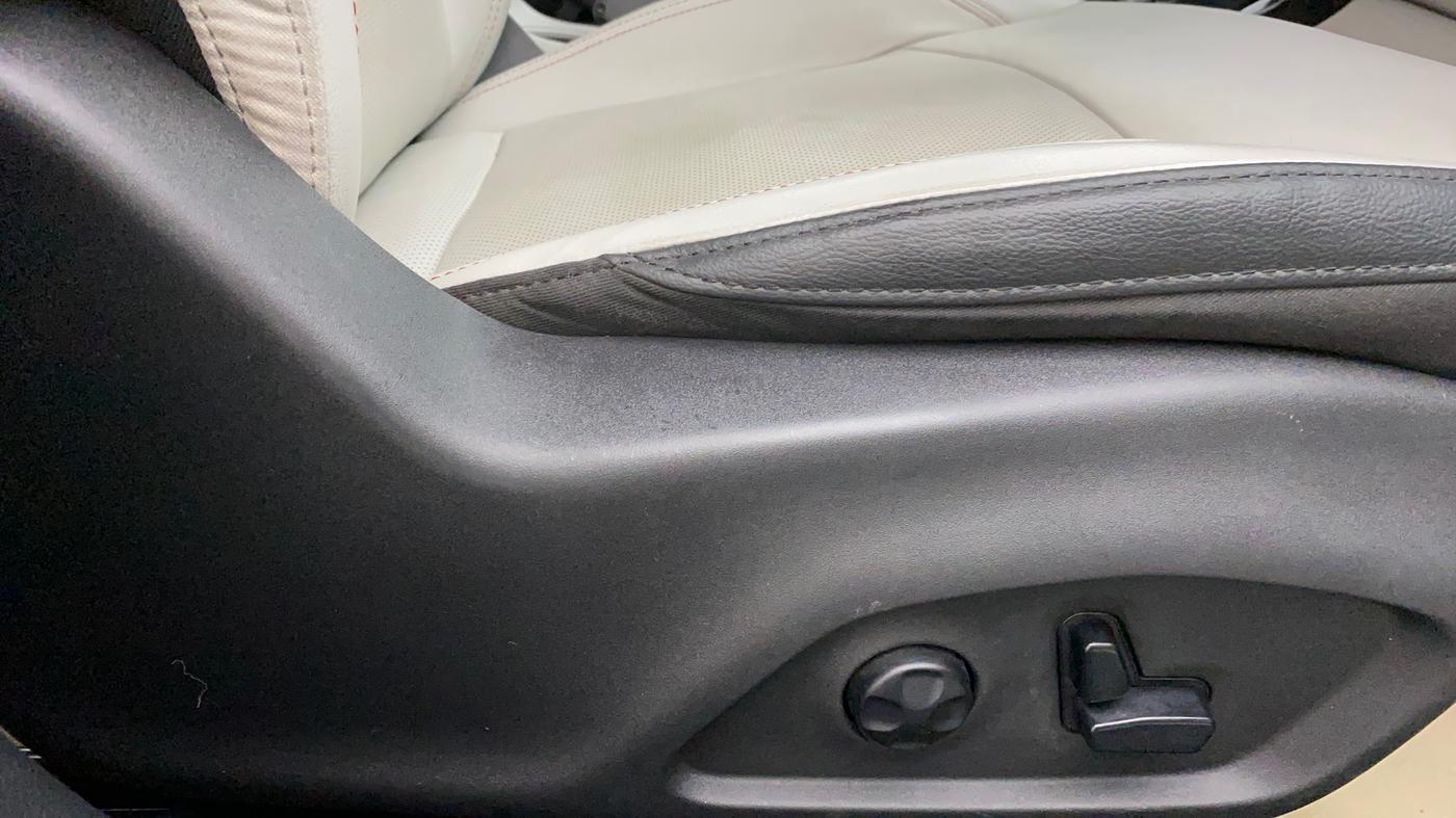 2020 Jeep Compass LIMITED PLUS 2.0 DIESEL 4X4 AT, Diesel, Automatic, 65,387 km, Driver Side Adjustment Panel
