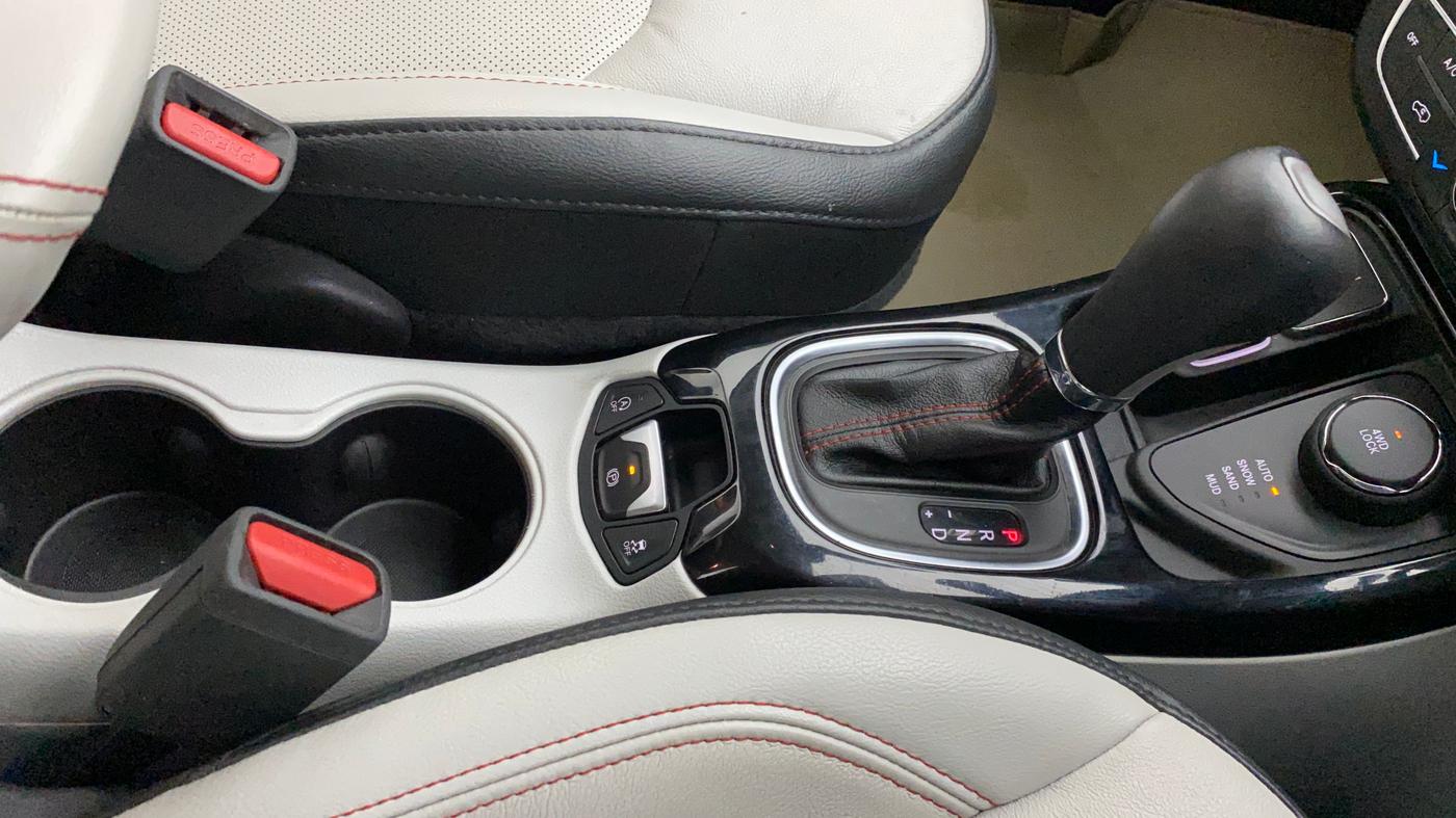 2020 Jeep Compass LIMITED PLUS 2.0 DIESEL 4X4 AT, Diesel, Automatic, 65,387 km, Gear Lever