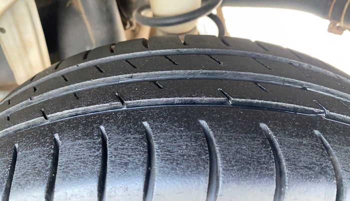 2017 Maruti Alto K10 VXI (O) AMT, Petrol, Automatic, 51,141 km, Left Rear Tyre Tread