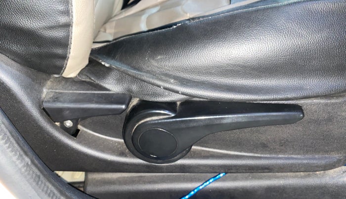2019 Tata TIAGO NRG PETROL, Petrol, Manual, 54,032 km, Driver Side Adjustment Panel