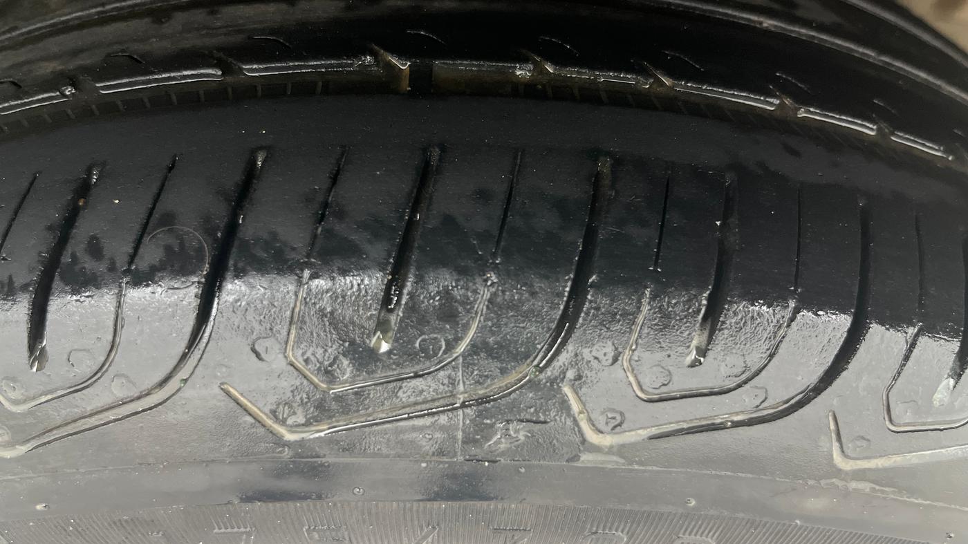 2013 Hyundai i20 MAGNA (O) 1.2, Petrol, Manual, 88,444 km, Left Rear Tyre Tread