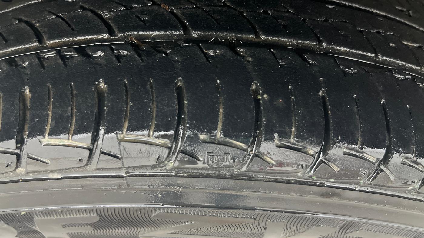2013 Hyundai i20 MAGNA (O) 1.2, Petrol, Manual, 88,444 km, Right Front Tyre Tread