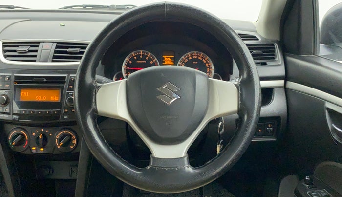 2017 Maruti Swift VXI, CNG, Manual, 98,929 km, Steering Wheel Close Up
