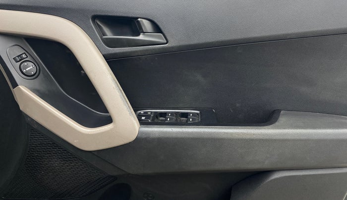 2017 Hyundai Creta E PLUS 1.6 PETROL, Petrol, Manual, 62,300 km, Driver Side Door Panels Control