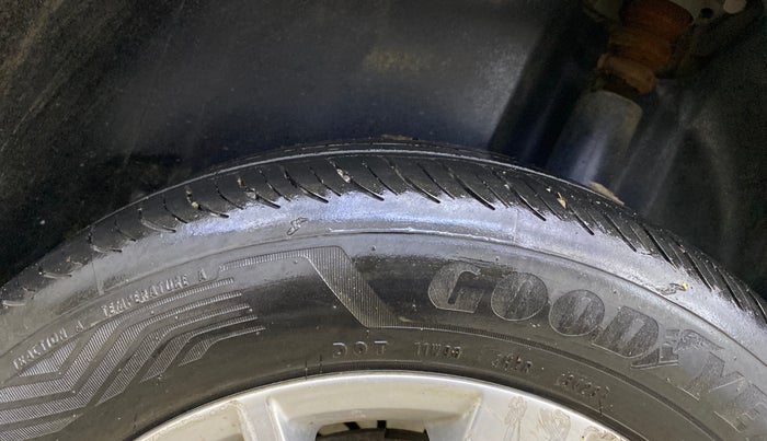 2016 Volkswagen Ameo HIGHLINE1.2L, Petrol, Manual, 78,230 km, Left Rear Tyre Tread