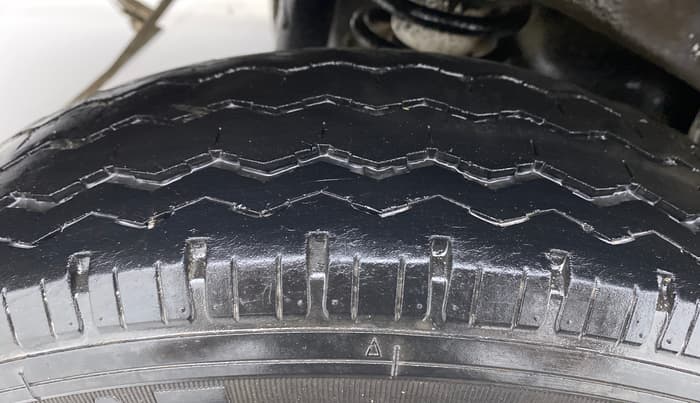 2020 Maruti Eeco 5 STR WITH A/C+HTR, Petrol, Manual, 33,114 km, Right Rear Tyre Tread