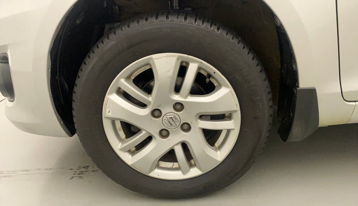 2014 Maruti Swift Dzire ZDI, Diesel, Manual, 1,13,423 km, Left Front Wheel