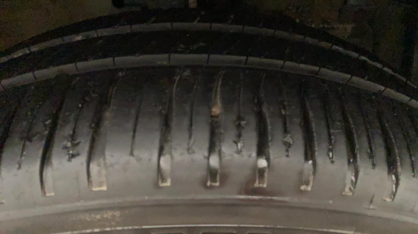 2014 Maruti Swift Dzire ZDI, Diesel, Manual, 1,13,423 km, Right Rear Tyre Tread