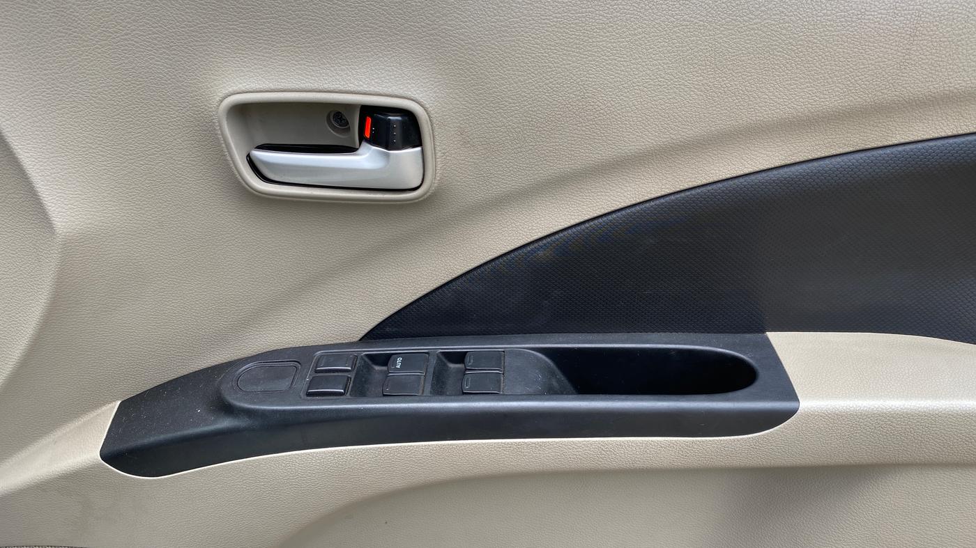 2017 Maruti Celerio ZXI AMT, Petrol, Automatic, 56,310 km, Driver Side Door Panels Control