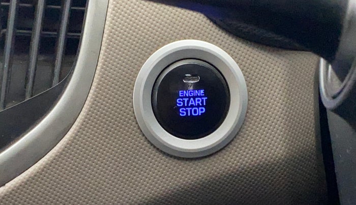 2016 Hyundai Creta SX PLUS 1.6 PETROL, Petrol, Manual, 37,019 km, Keyless Start/ Stop Button