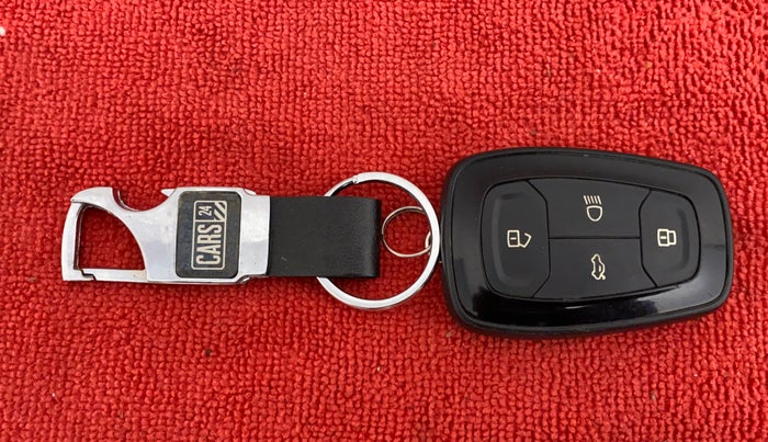 2019 Tata Harrier XZ 2.0L Kryotec, Diesel, Manual, 50,034 km, Key Close Up