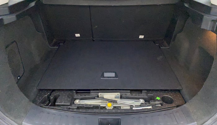 2019 Tata Harrier XZ 2.0L Kryotec, Diesel, Manual, 50,034 km, Boot Inside