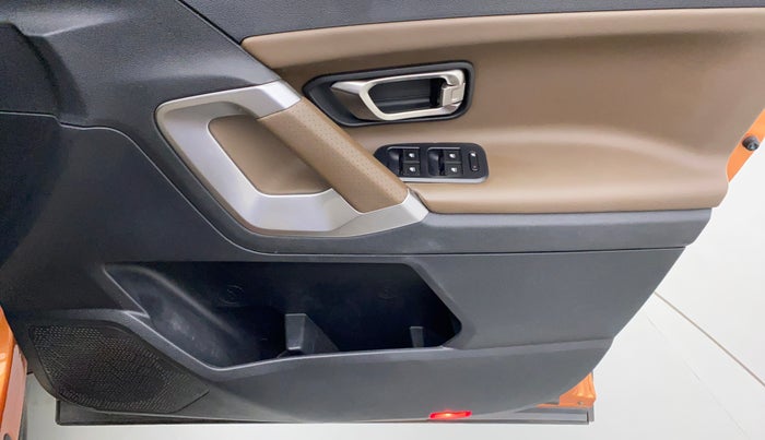 2019 Tata Harrier XZ 2.0L Kryotec, Diesel, Manual, 50,034 km, Driver Side Door Panels Control
