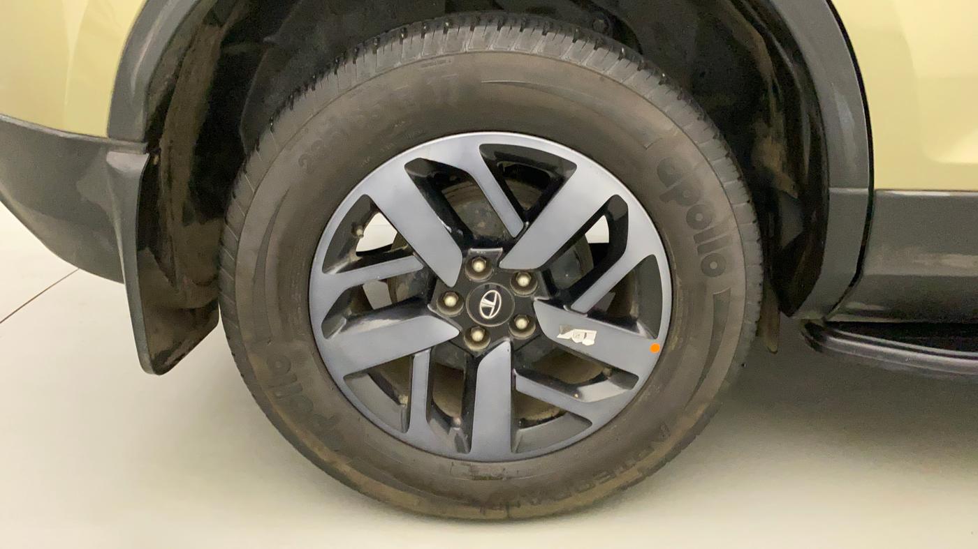 2022 Tata Harrier XZA PLUS 2.0L KAZIRANGA, Diesel, Automatic, 47,235 km, Right Rear Wheel