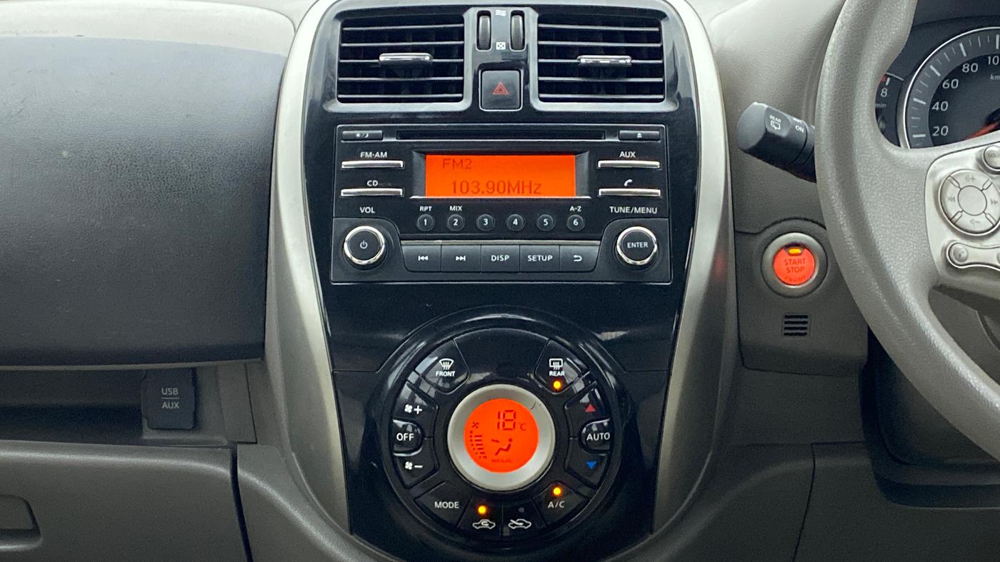 2014 Nissan Micra XV CVT, Petrol, Automatic, 57,497 km, Air Conditioner