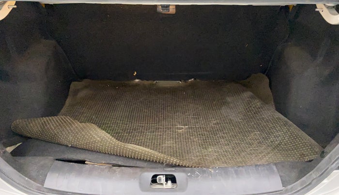 2013 Maruti Swift Dzire VXI, Petrol, Manual, 58,075 km, Boot Inside