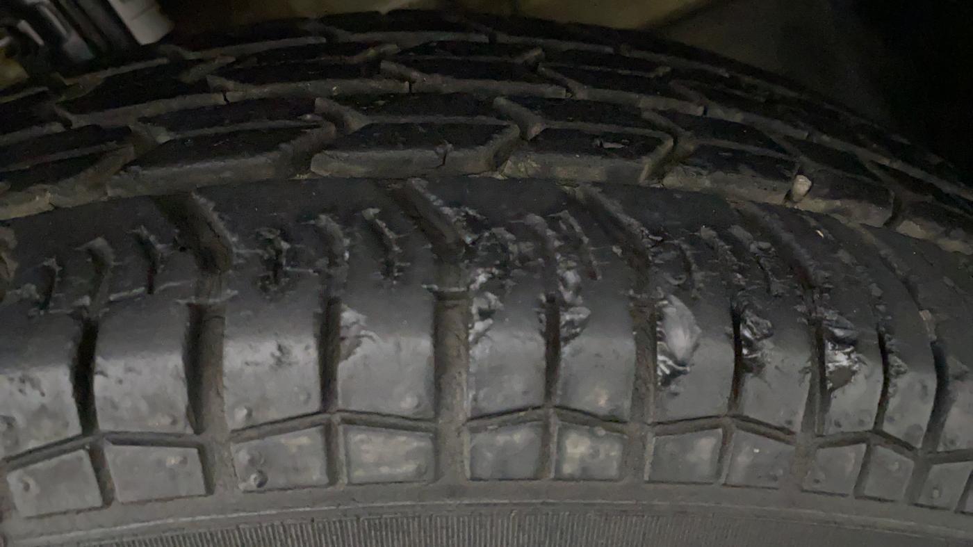 2013 Maruti Swift Dzire VXI, Petrol, Manual, 58,075 km, Left Rear Tyre Tread