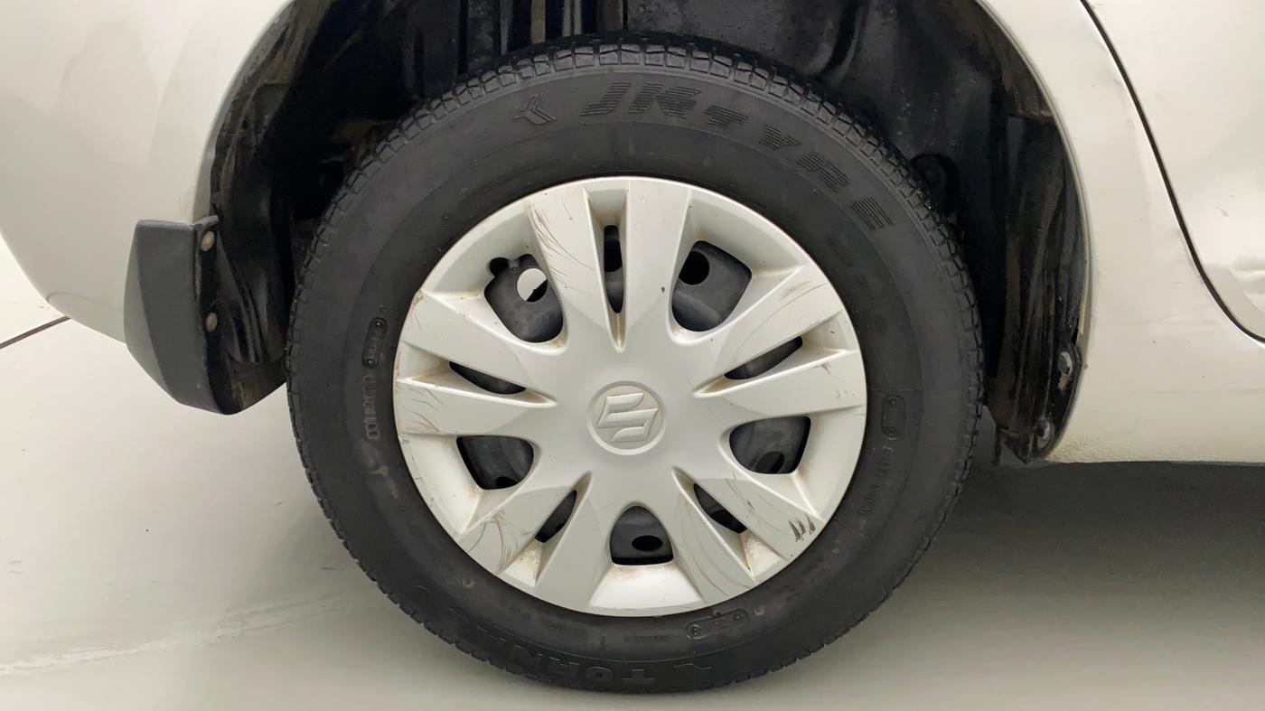 2013 Maruti Swift Dzire VXI, Petrol, Manual, 58,075 km, Right Rear Wheel