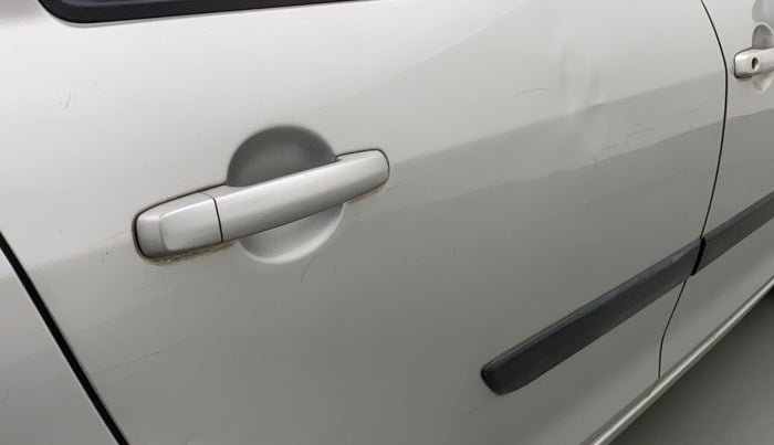 2013 Maruti Swift Dzire VXI, Petrol, Manual, 58,075 km, Right rear door - Minor scratches