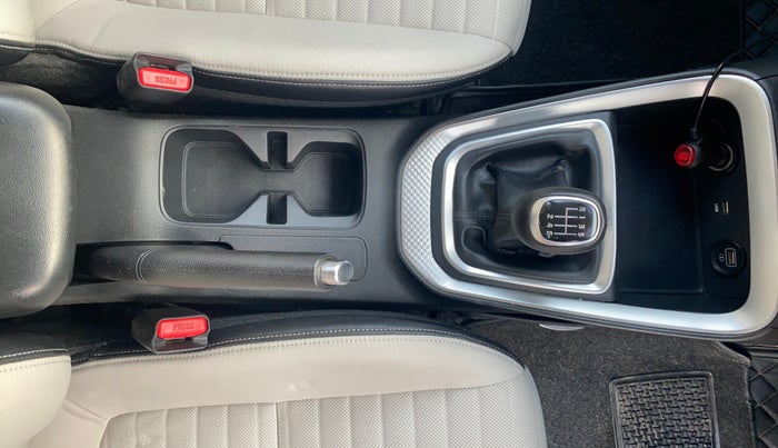 2021 KIA SONET HTX 1.0 IMT, Petrol, Manual, 69,685 km, Gear Lever