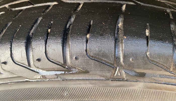 2021 KIA SONET HTX 1.0 IMT, Petrol, Manual, 69,685 km, Left Rear Tyre Tread