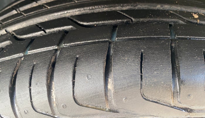 2021 KIA SONET HTX 1.0 IMT, Petrol, Manual, 69,685 km, Left Front Tyre Tread