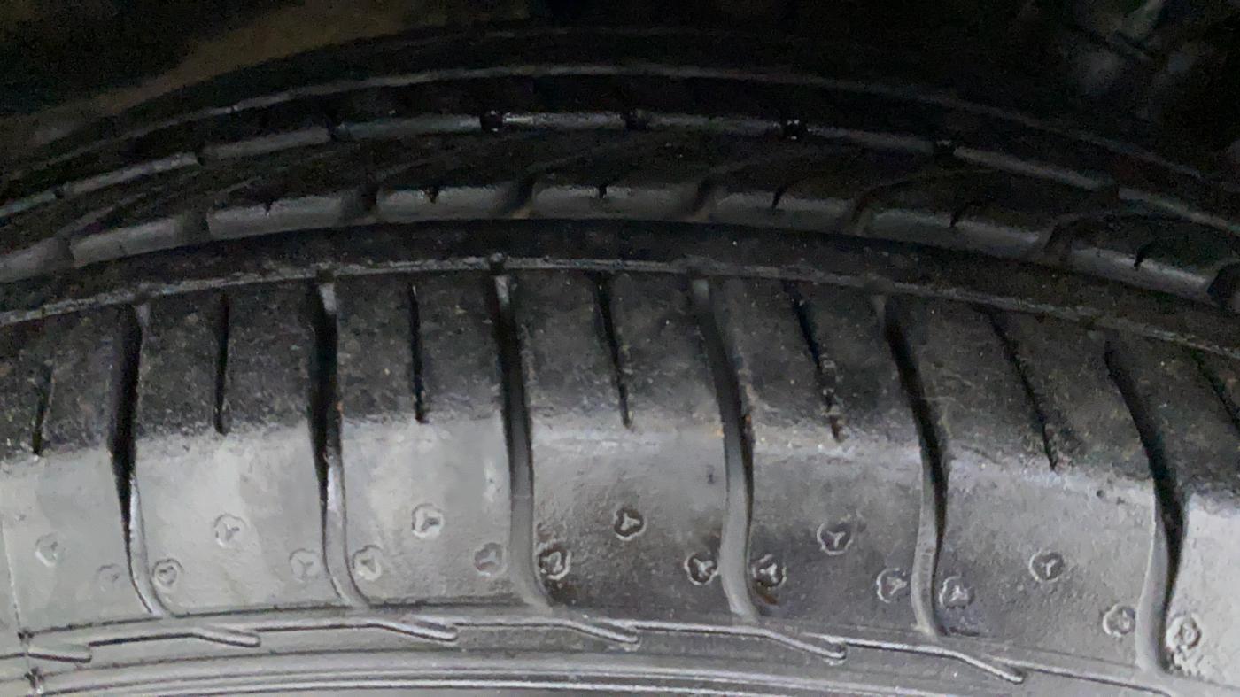 2018 Honda WR-V 1.2 i-VTEC VX MT, Petrol, Manual, 15,555 km, Left Rear Tyre Tread