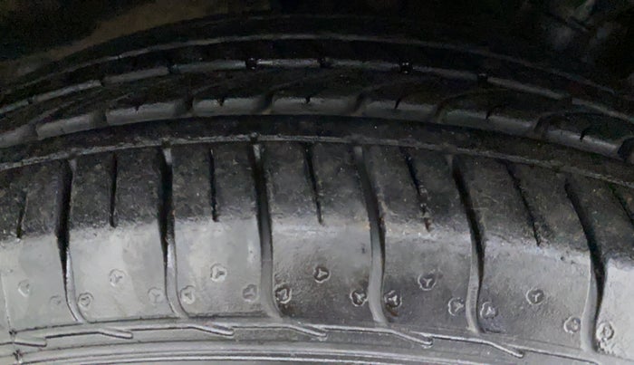 2018 Honda WR-V 1.2 i-VTEC VX MT, Petrol, Manual, 15,555 km, Left Rear Tyre Tread